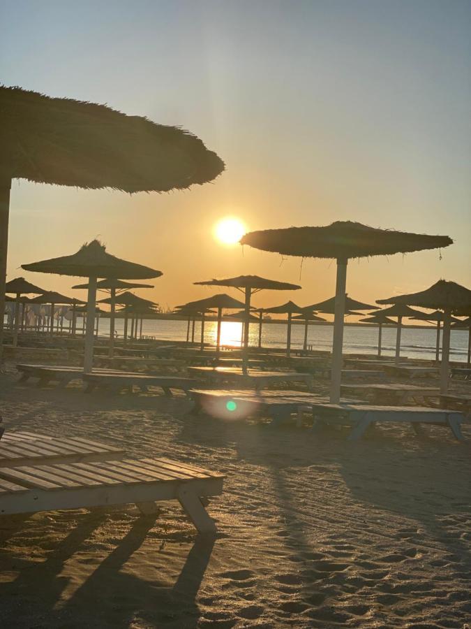 Vila La Mer Mamaia Nord Năvodari Kültér fotó